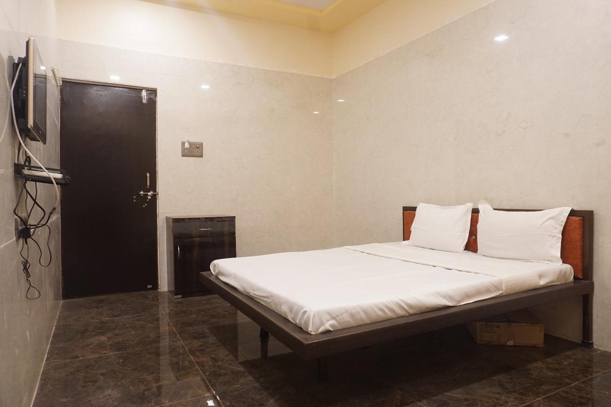 Yashraj Resorts Somatane Экстерьер фото